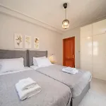 Hotel Mary's &