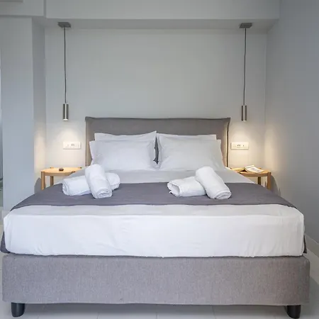 Mary's & Hotel Sami (Kefalonia)