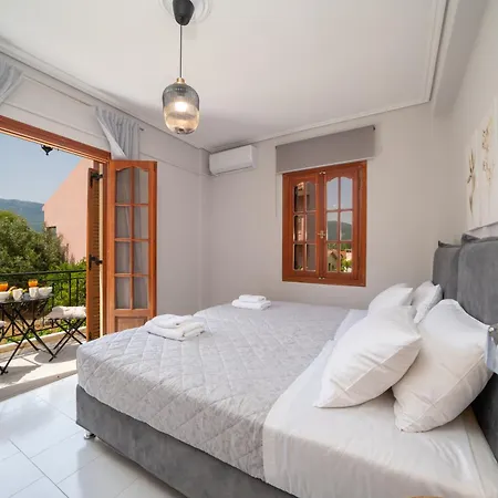 Mary's & Otel Sami (Kefalonia)