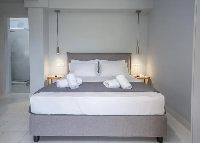 Mary's & Hotel Sami (Kefalonia)